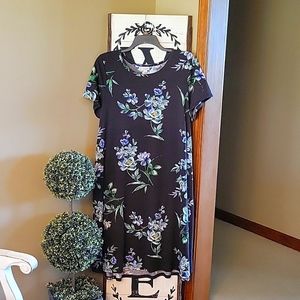 LULAROE DRESS WITH POCKETS